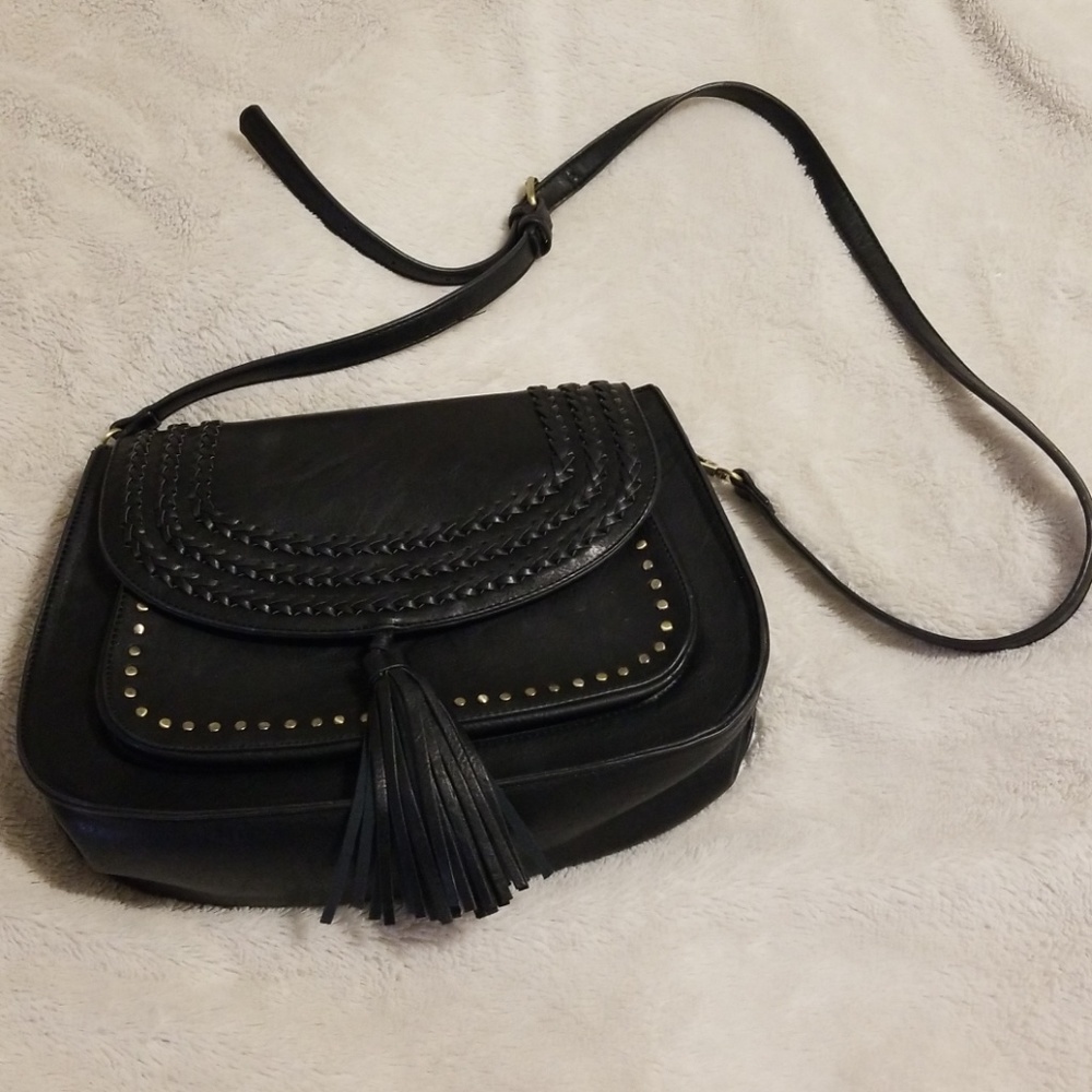 Black crossbody purse